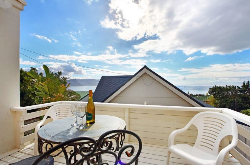 Two Bedroom Self Catering Cottage in Simonstown