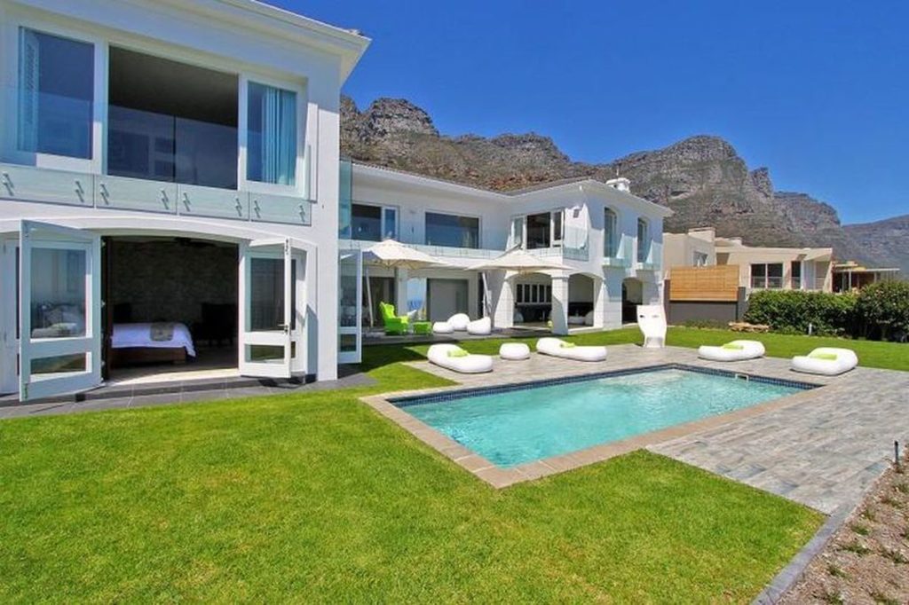 Theresa Avenue, Bakoven, Cape Town, 8005, South Africa