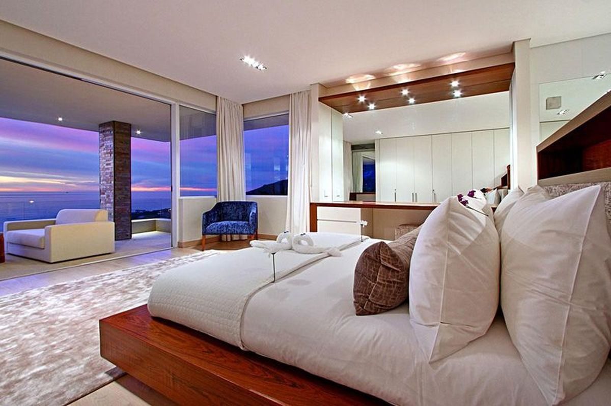 Five Bedroom Self Catering Home Camps Bay