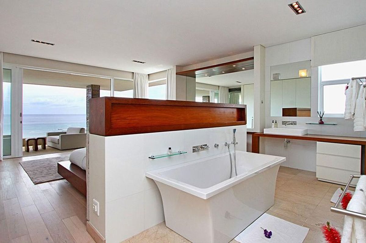 Five Bedroom Self Catering Home Camps Bay