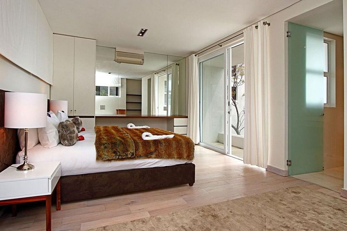 Five Bedroom Self Catering Home Camps Bay