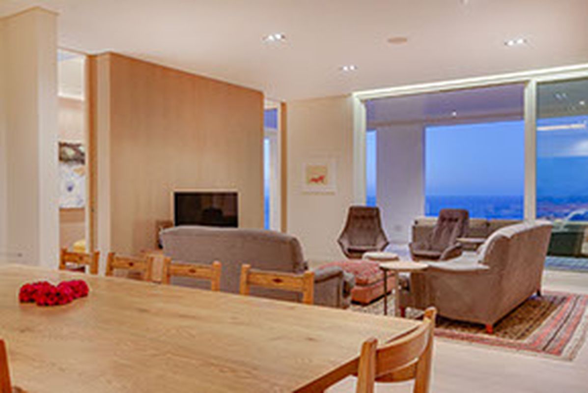 Camps Bay 5 Bedroom Self Catering Holiday Villa