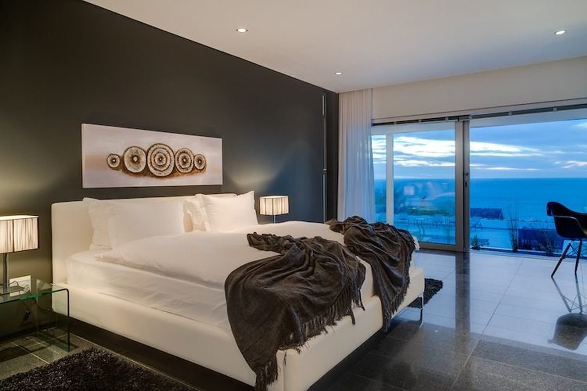 6-bedroom-self-catering-luxury-villa-in-camps-bay
