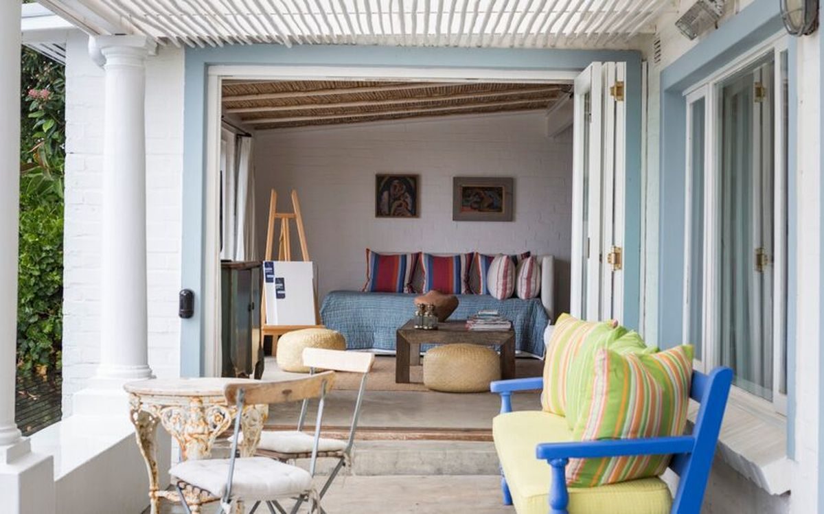 Spacious 4 Bedroom Self Catering Holiday Home Simonstown