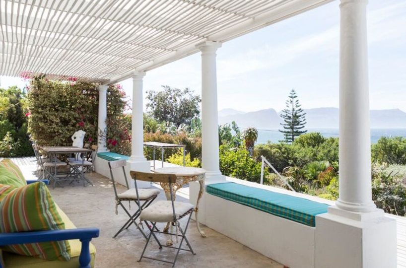 Spacious 4 Bedroom Self Catering Holiday Home Simonstown