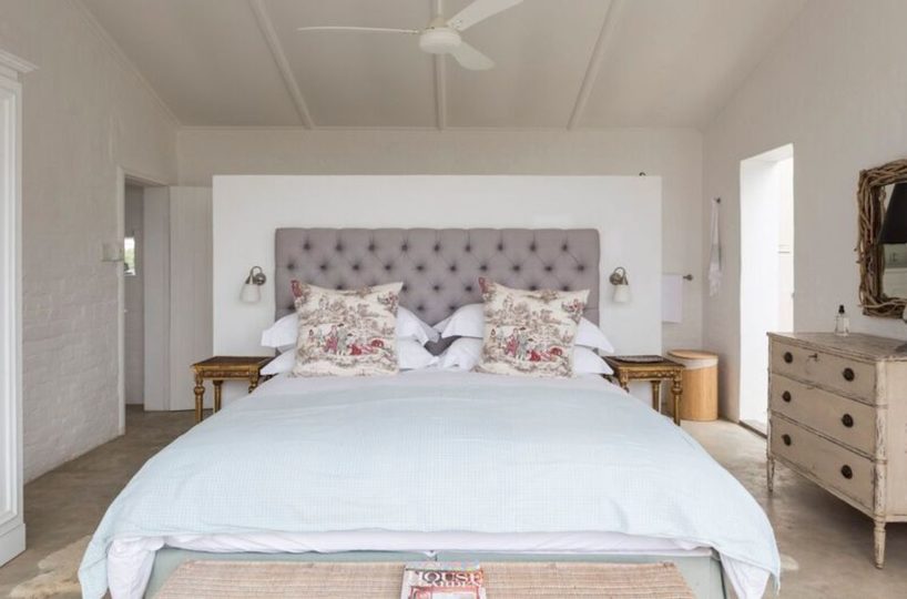 Spacious 4 Bedroom Self Catering Holiday Home Simonstown