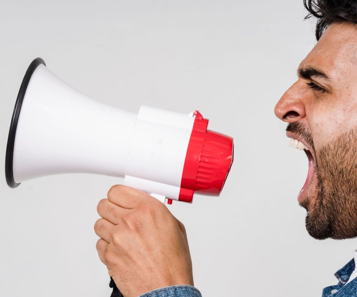 How To Respond To Negative Airbnb Reviews