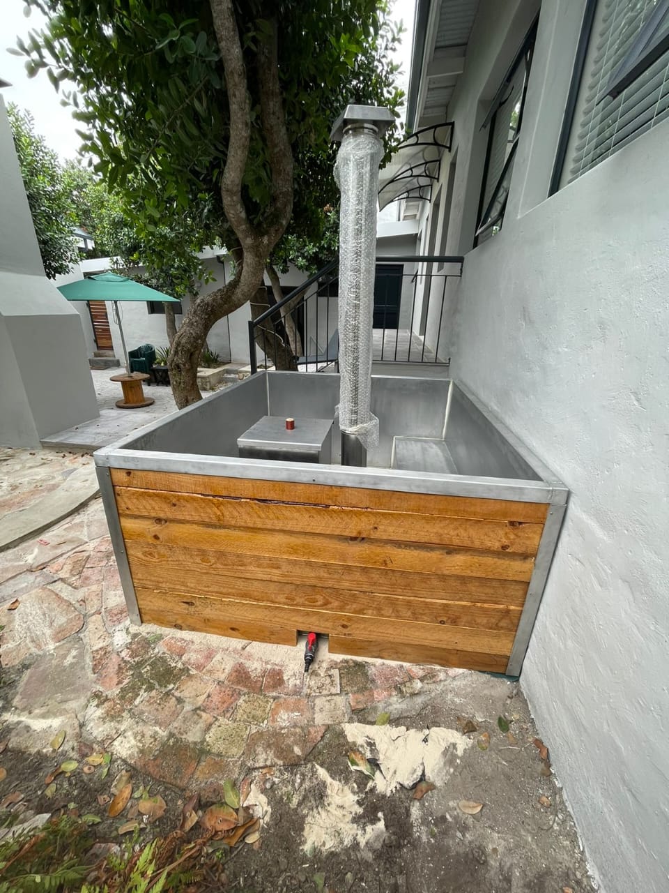 Inspiring Airbnb Hot Tubs for All Seasons: How Adding a Hot Tub Can (2X) Boost Your Airbnb Income 11 word image 62219 5