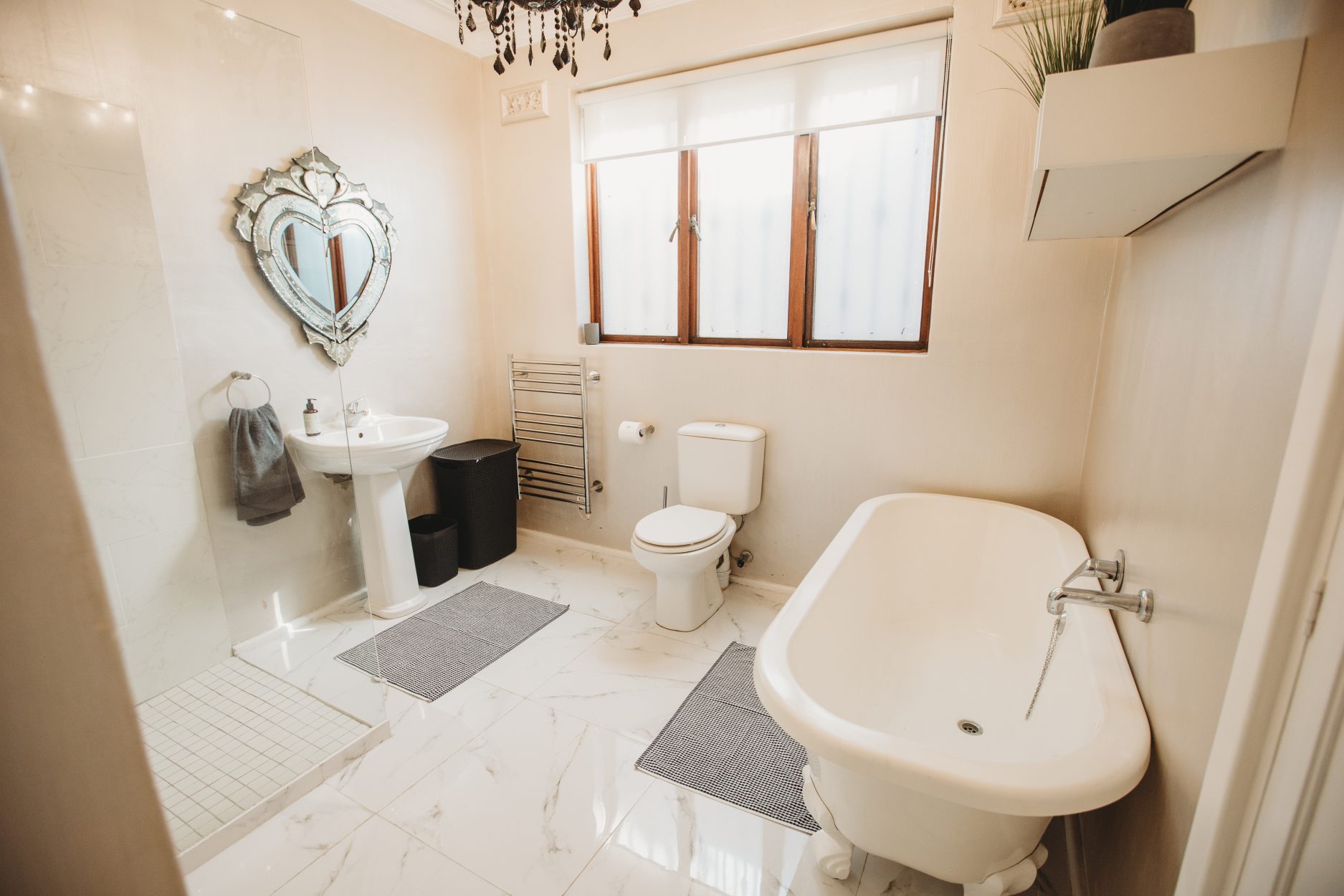 Charming Sea Vista in Clovelly - Vista do Mar 12 AirbnbImages13of27