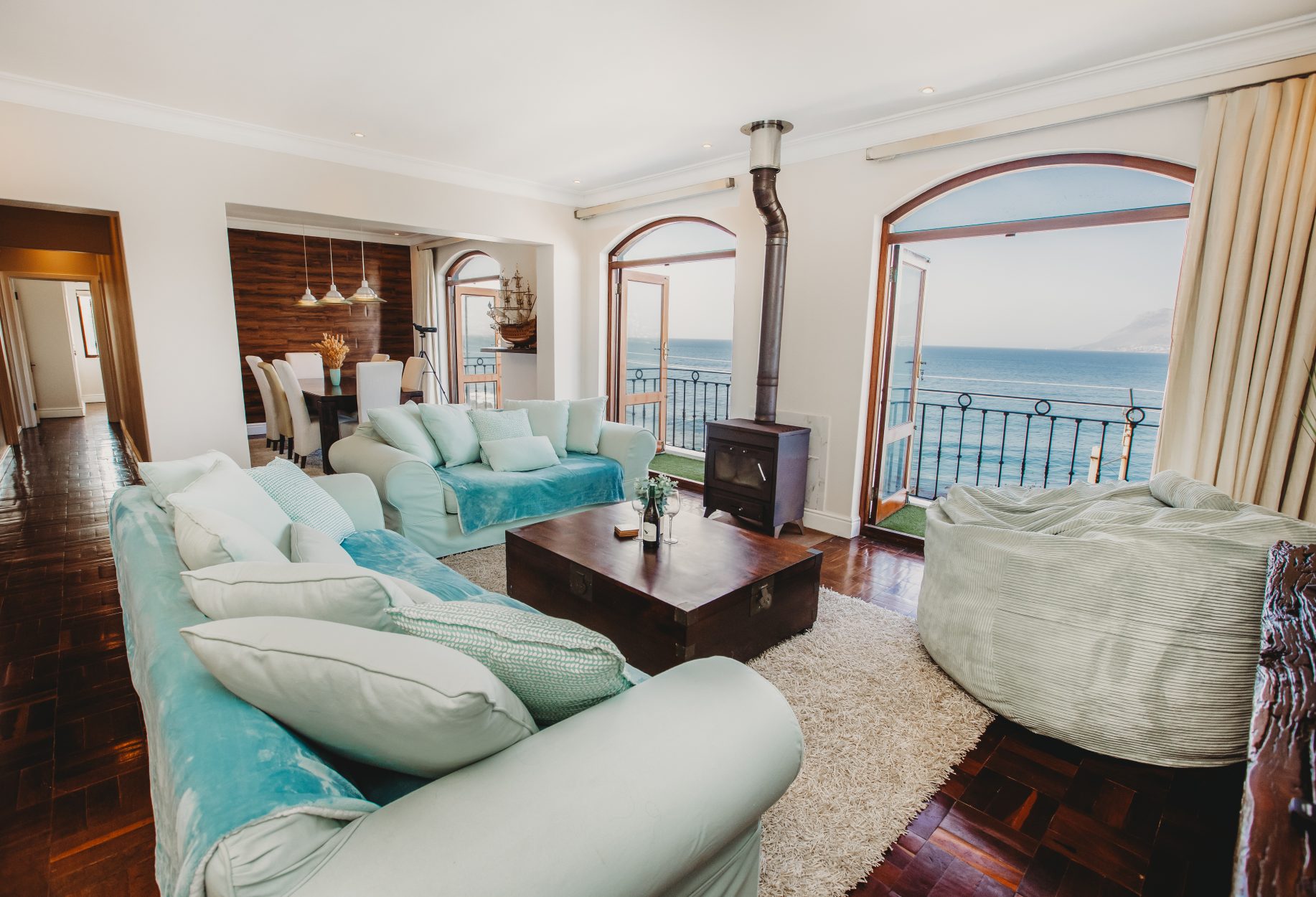 Charming Sea Vista in Clovelly - Vista do Mar 1 AirbnbImages1of27