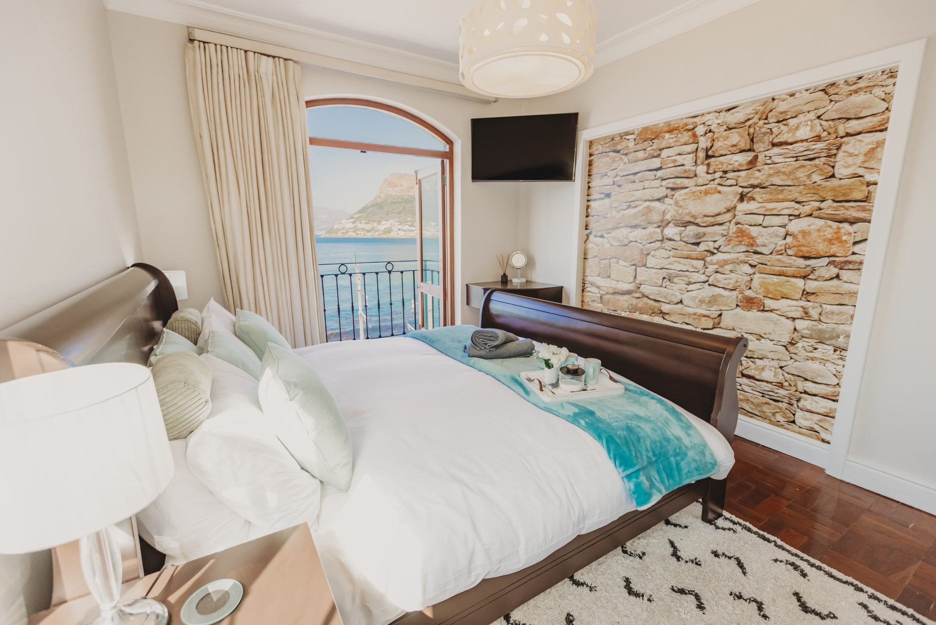 Charming Sea Vista in Clovelly - Vista do Mar 22 AirbnbImages23of27