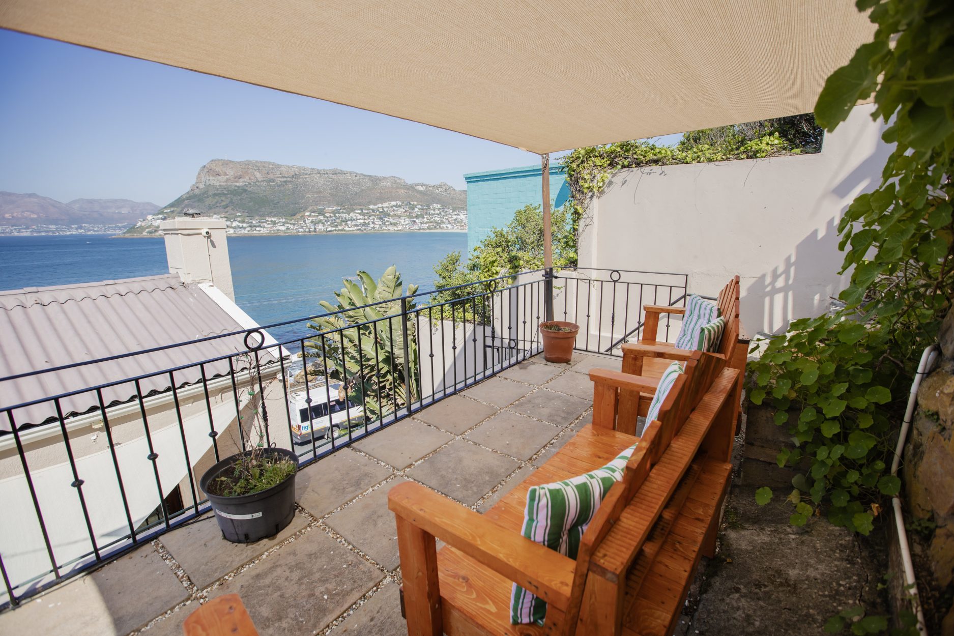 Charming Sea Vista in Clovelly - Vista do Mar 32 KalkBayAirbnbImages75of79
