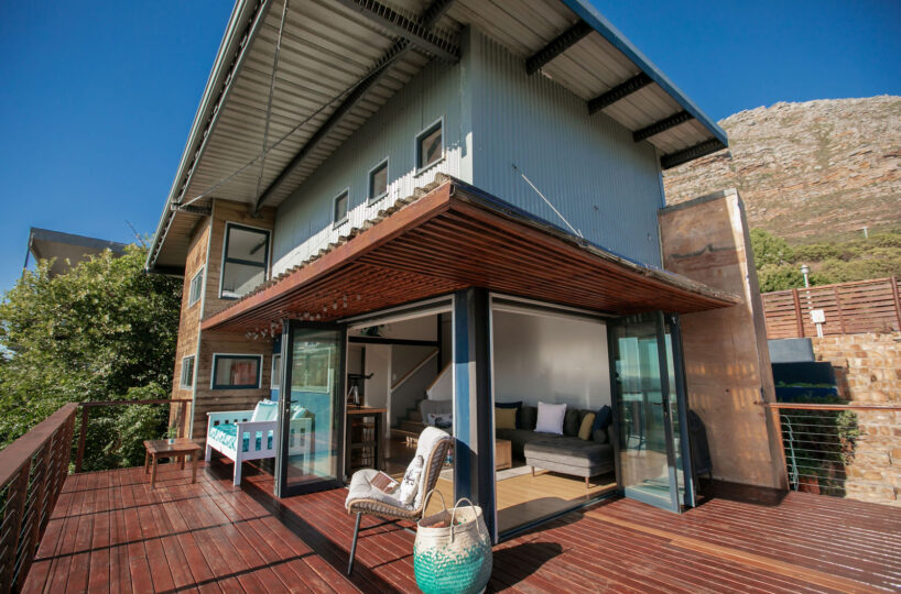 Lakeside Self Catering Home